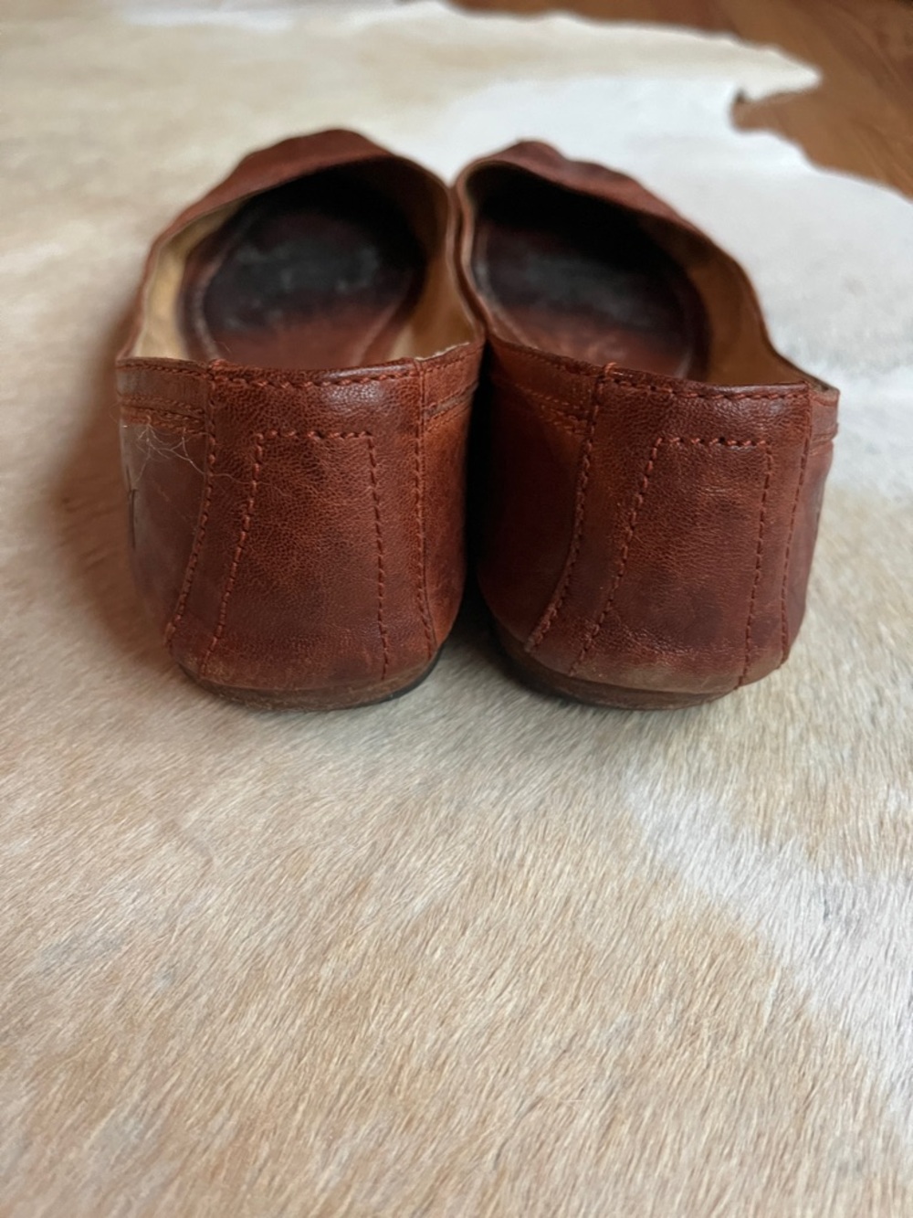 Frye Women's Cognac Leather Ballet Flats - Picture 4 of 7
